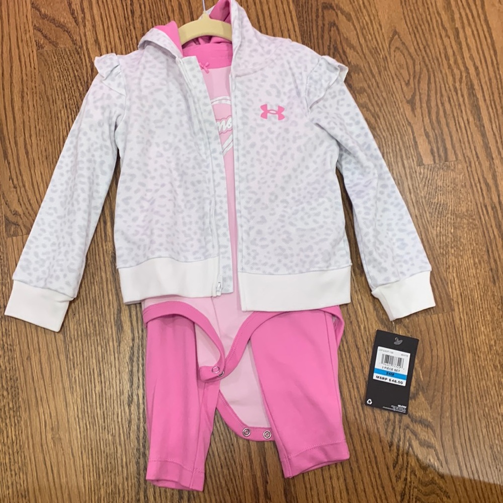 NWT 3PC Under Armour Outfit Set Size 24M